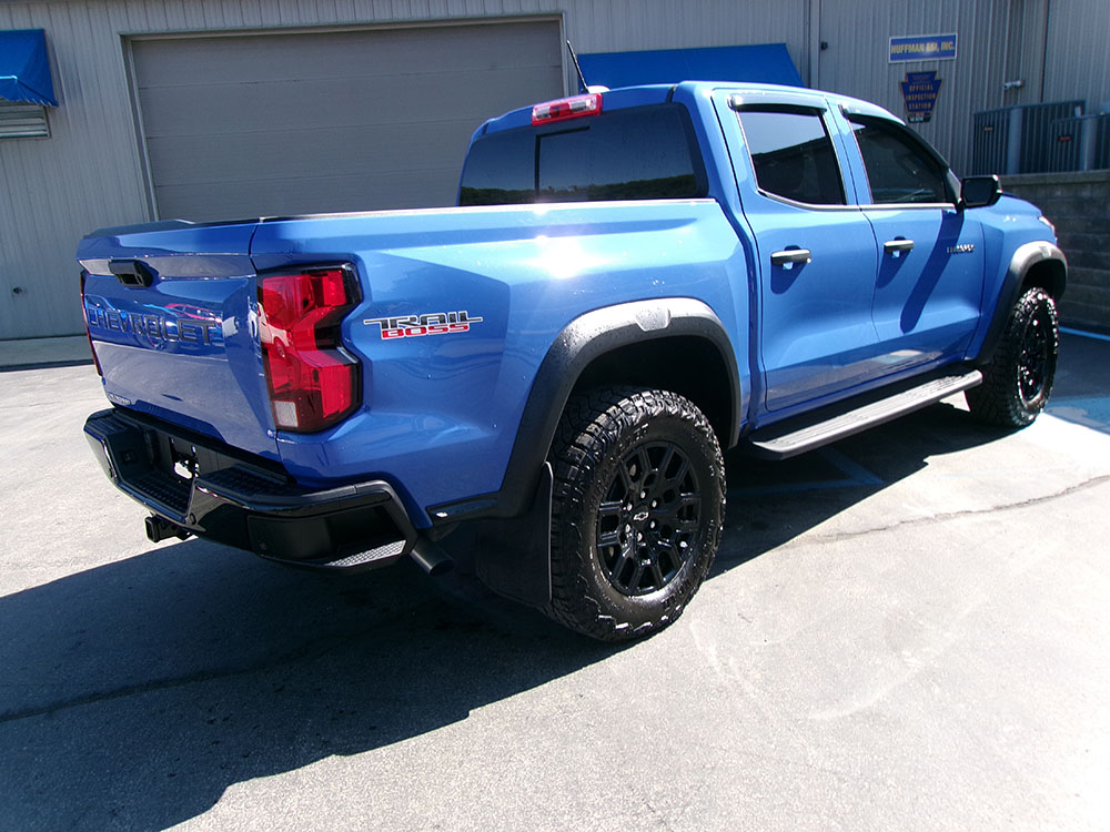 
								CHEVROLET COLORADO TRAIL BOSS CREW CAB full									