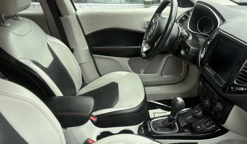 
								JEEP COMPASS LIMITED full									