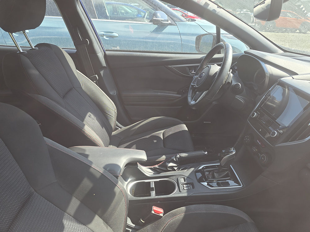 
								SUBARU IMPREZA SPORT full									