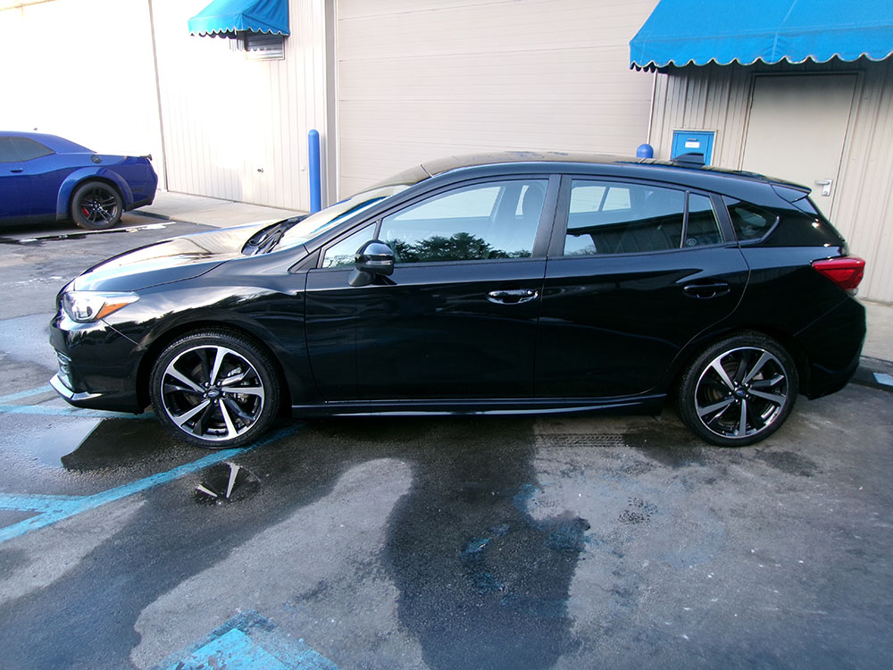 
								SUBARU IMPREZA SPORT full									