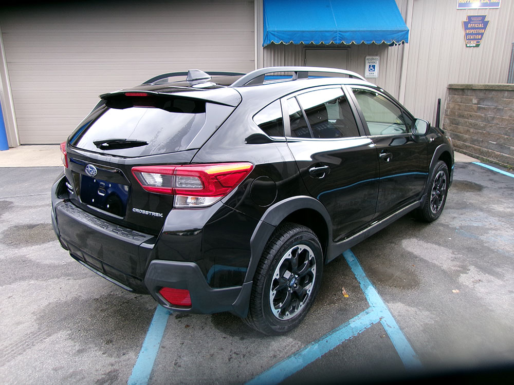 
								SUBARU CROSSTREK PREMIUM full									