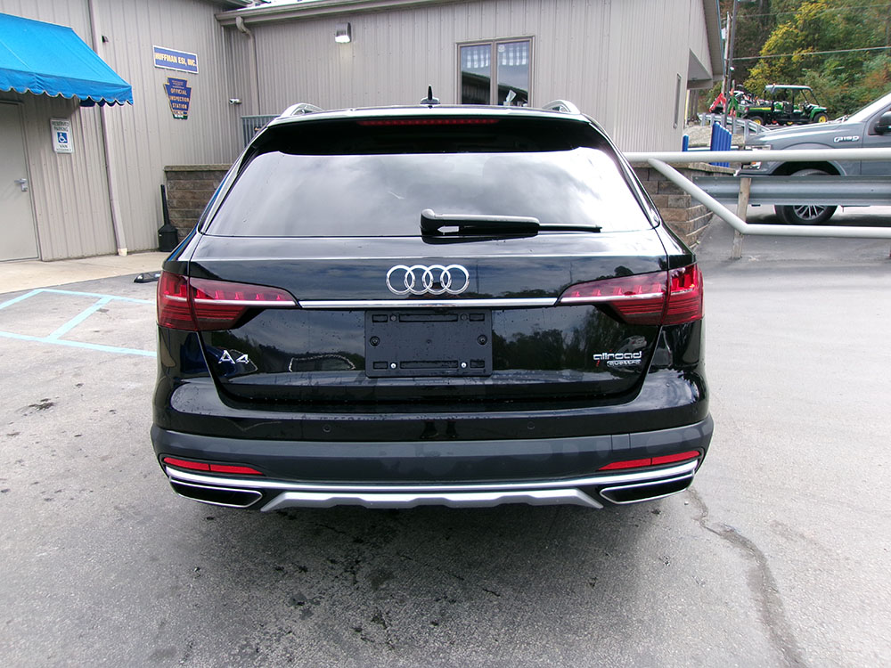 
								AUDI A4 ALLROAD PREMIUM PLUS full									