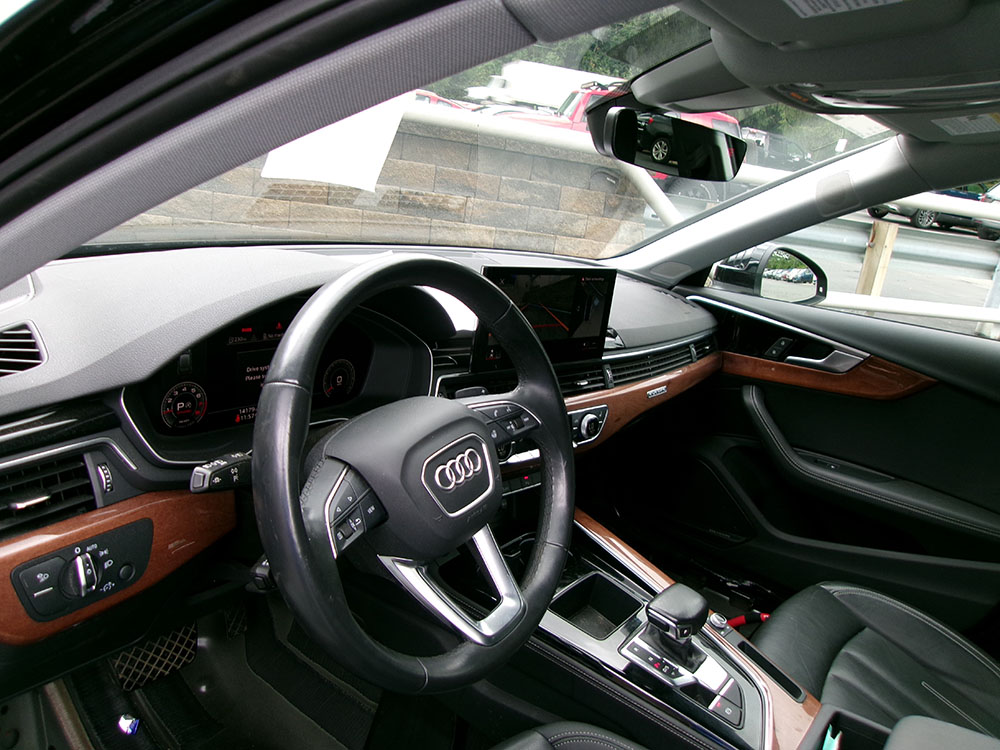 
								AUDI A4 ALLROAD PREMIUM PLUS full									