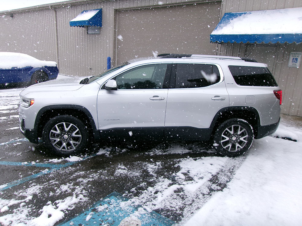 
								GMC ACADIA SLE full									