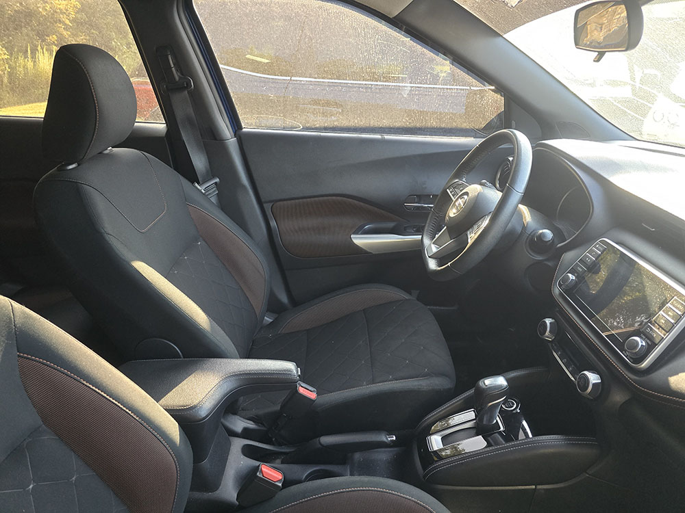 
								NISSAN KICKS SR full									