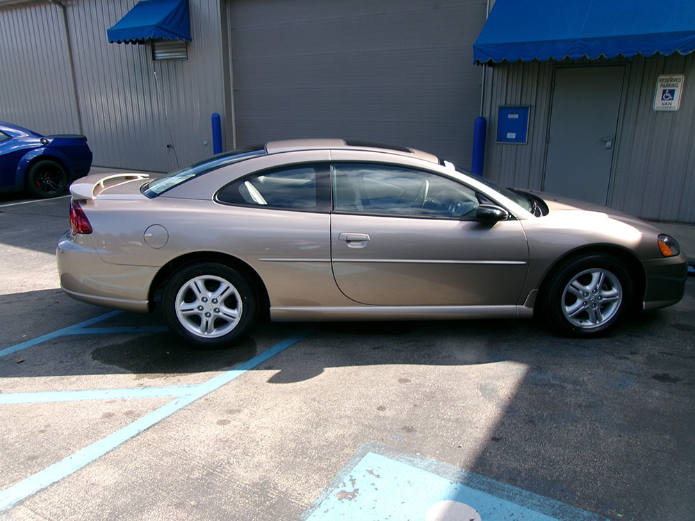 
								DODGE STRATUS SXT full									