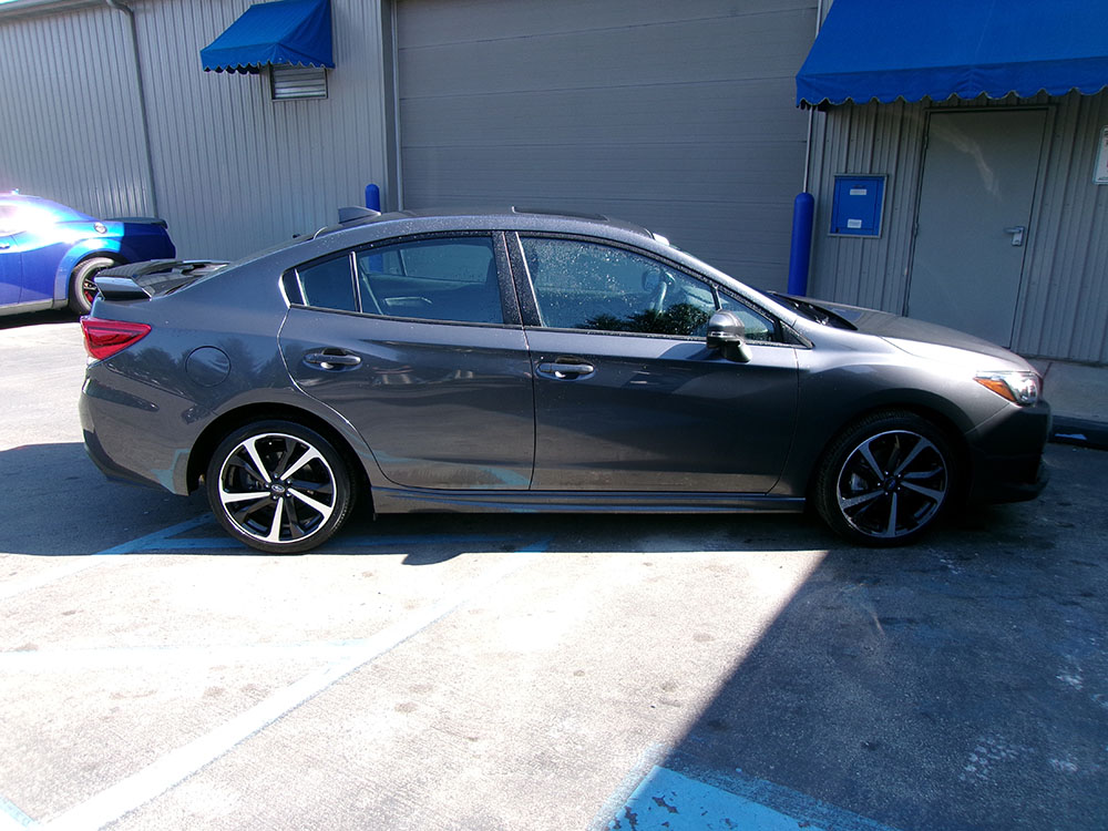 
								SUBARU IMPREZA SPORT full									