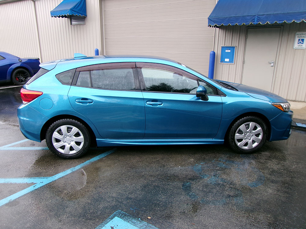 
								SUBARU IMPREZA SPORT full									