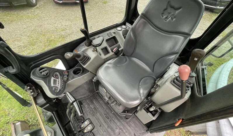 
								BOBCAT E26 full									