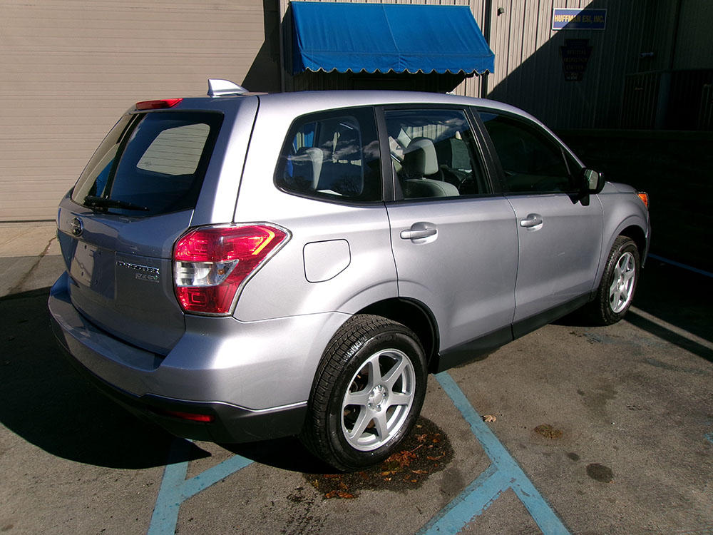 
								SUBARU FORESTER full									