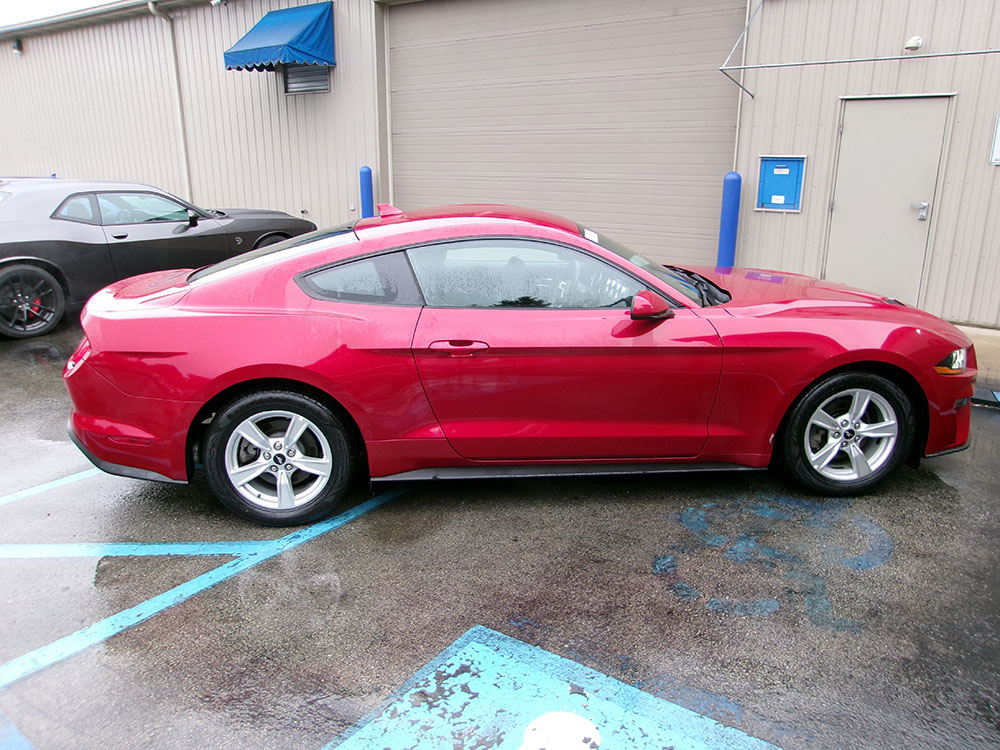 
								FORD MUSTANG ECOBOOST full									