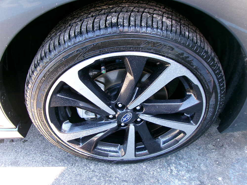 
								SUBARU IMPREZA SPORT full									