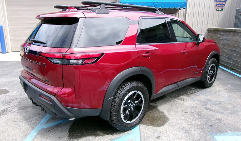 
								NISSAN PATHFINDER ROCK CREEK full									