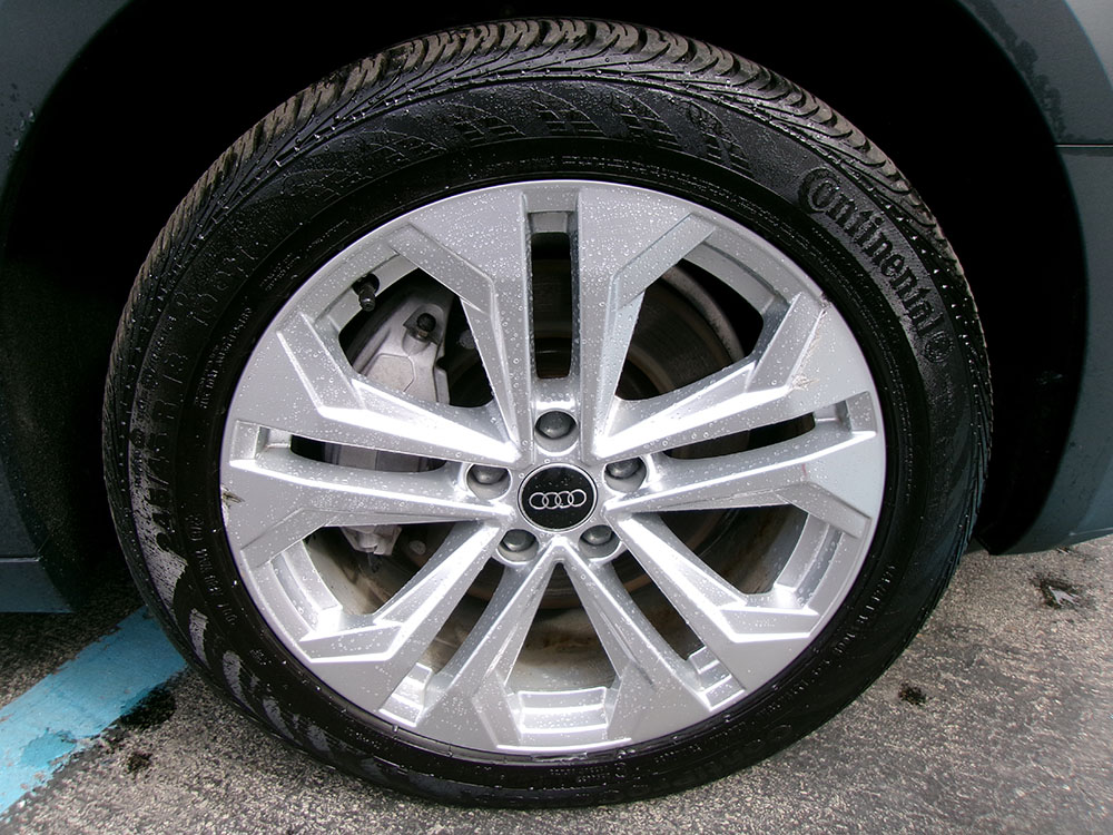 
								AUDI A4 ALLROAD PREMIUM PLUS full									