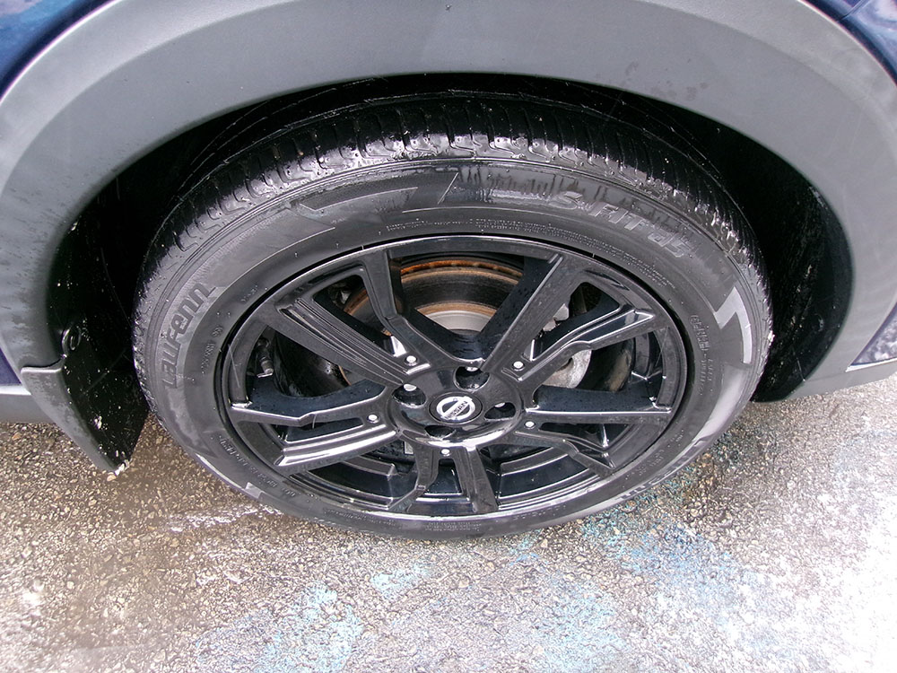 
								NISSAN KICKS SR full									