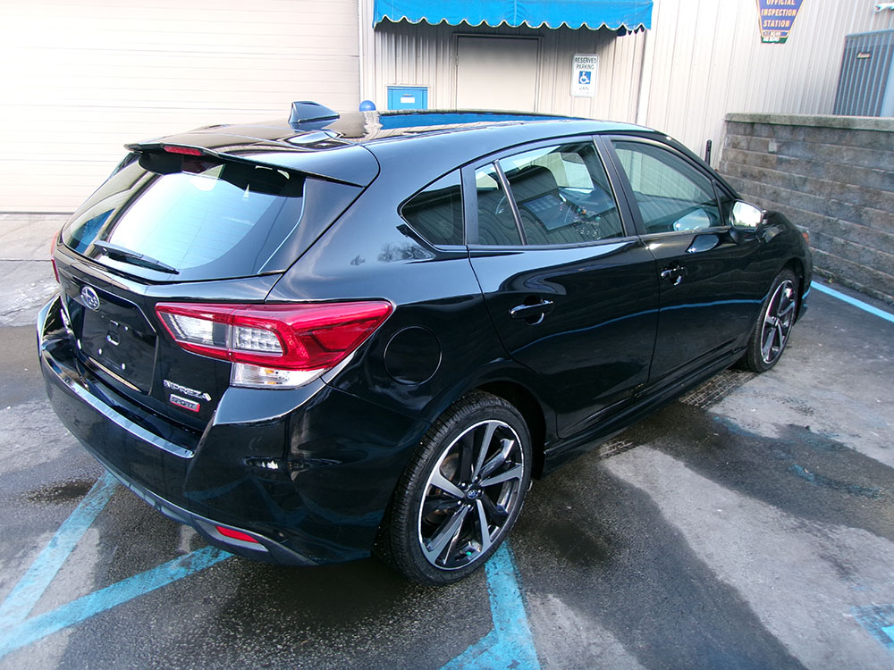
								SUBARU IMPREZA SPORT full									