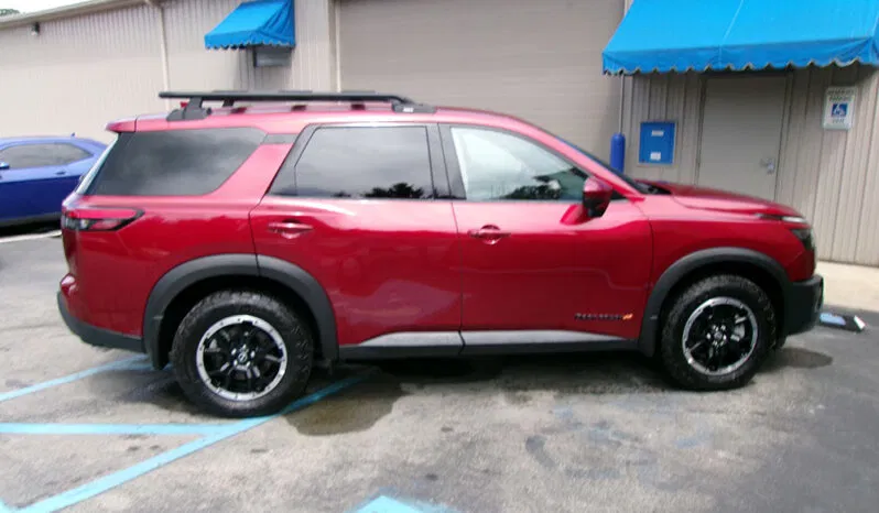 
								NISSAN PATHFINDER ROCK CREEK full									