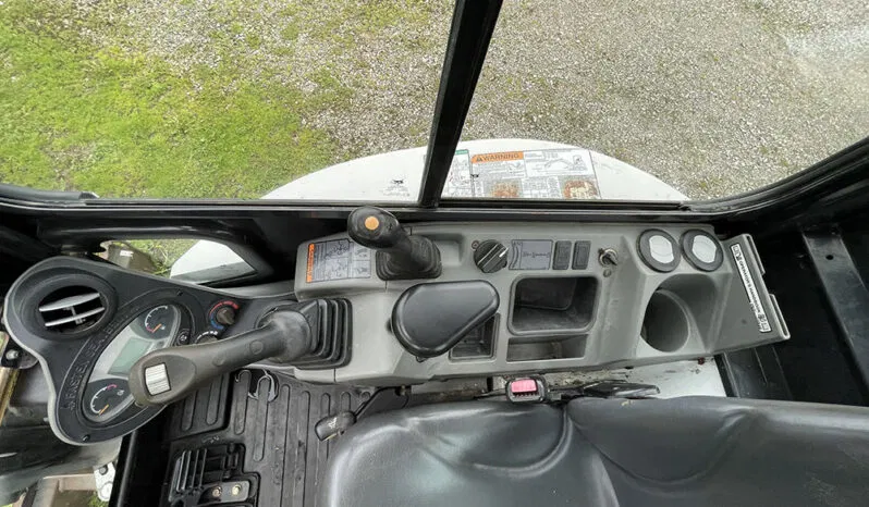 
								BOBCAT E26 full									
