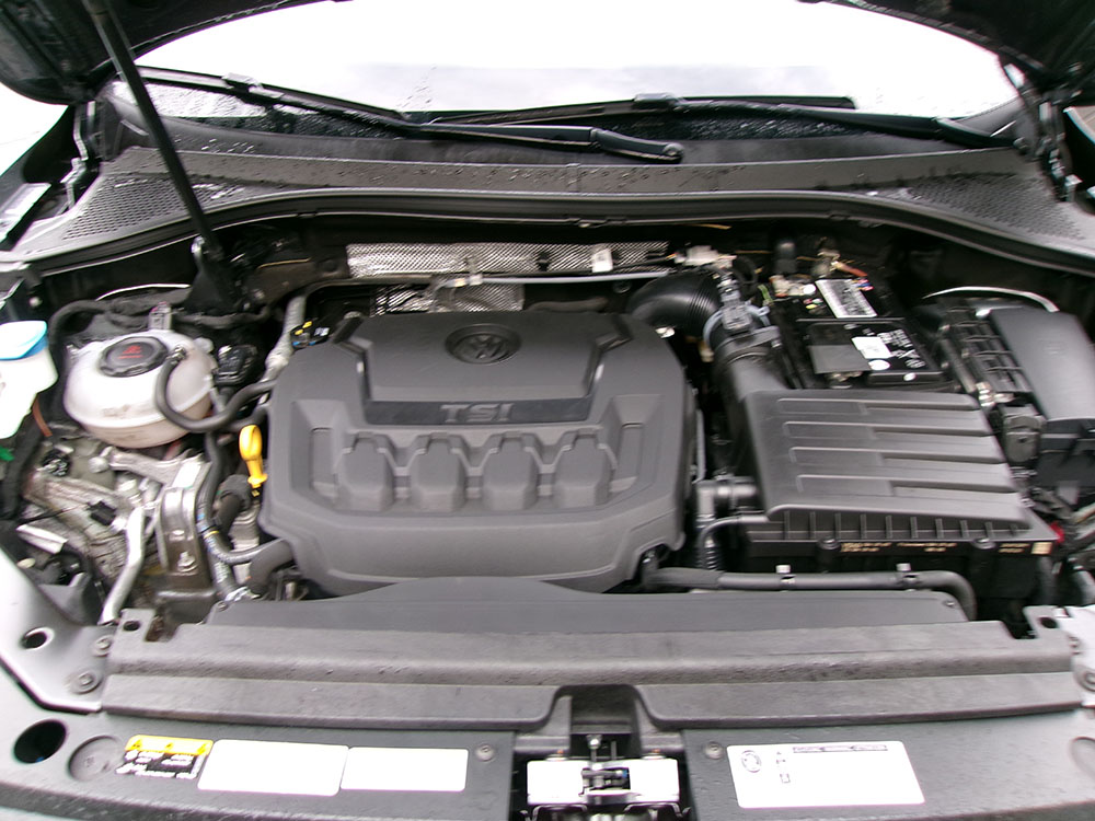 
								VOLKSWAGEN TIGUAN SE full									