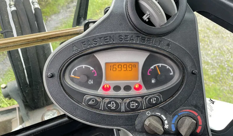 
								BOBCAT E26 full									