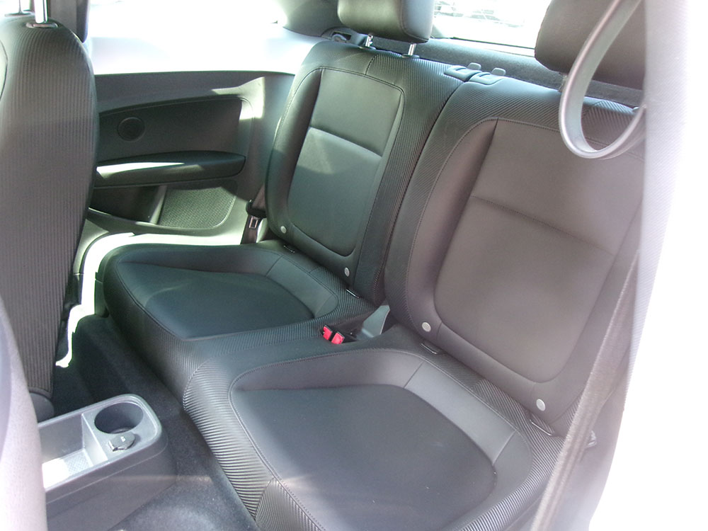 
								VOLKSWAGEN BEETLE full									