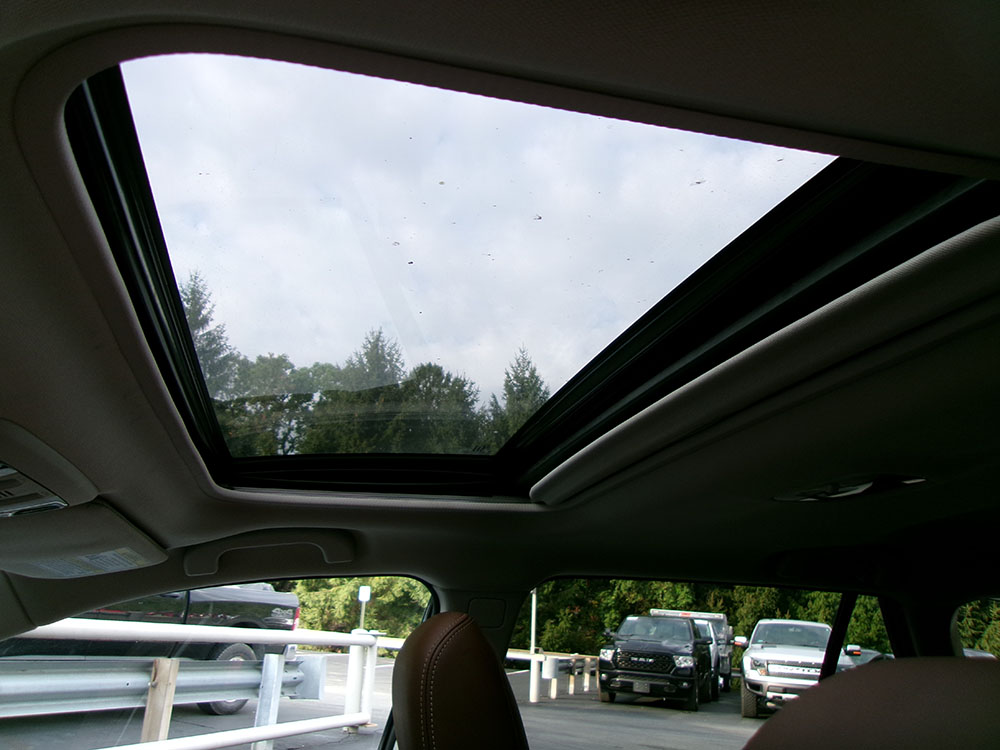 
								SUBARU OUTBACK TOURING full									