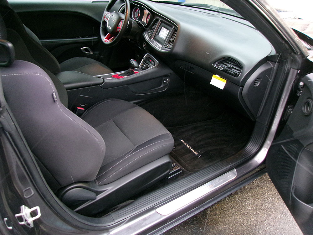 
								DODGE CHALLENGER R/T full									