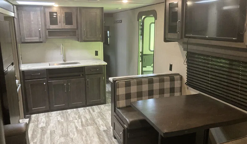 
								GRAND DESIGN TRANSCEND XPLOR 297QB full									