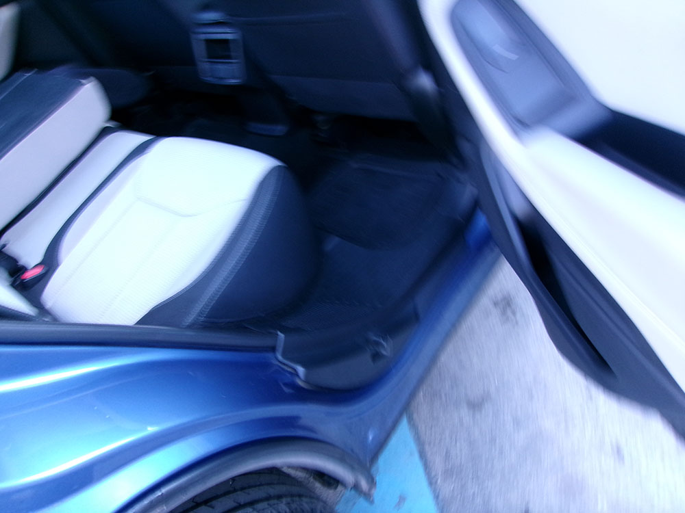 
								SUBARU FORESTER full									