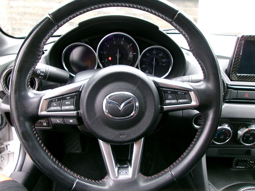 
								MAZDA MX-5 MIATA GRAND TOURING full									
