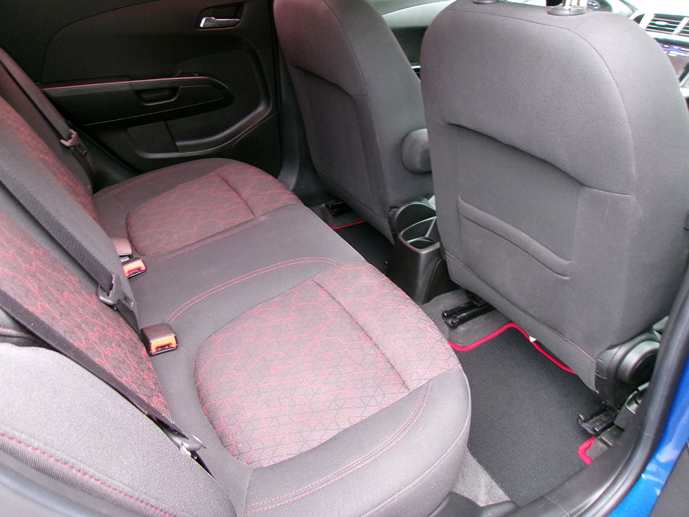 
								CHEVROLET SONIC LT full									