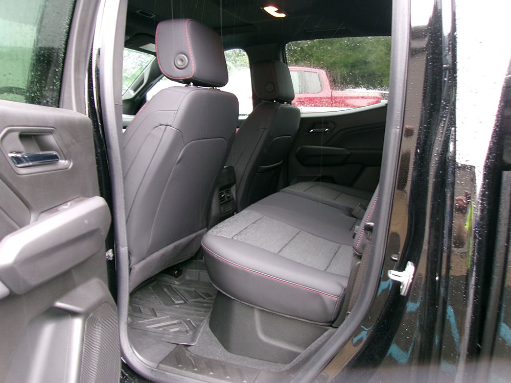 
								CHEVROLET COLORADO Z71 CREW CAB full									