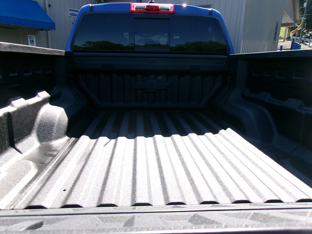 
								CHEVROLET COLORADO TRAIL BOSS CREW CAB full									