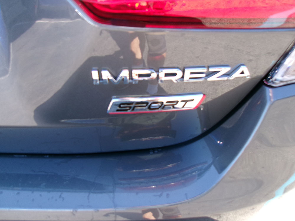 
								SUBARU IMPREZA SPORT full									
