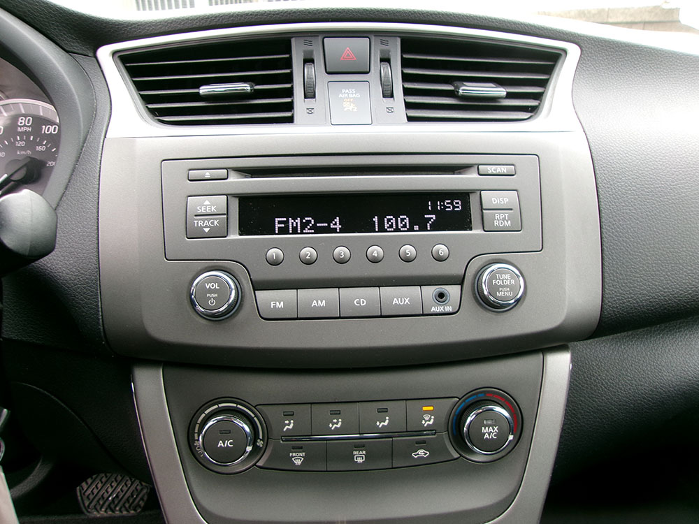 
								NISSAN SENTRA SV full									