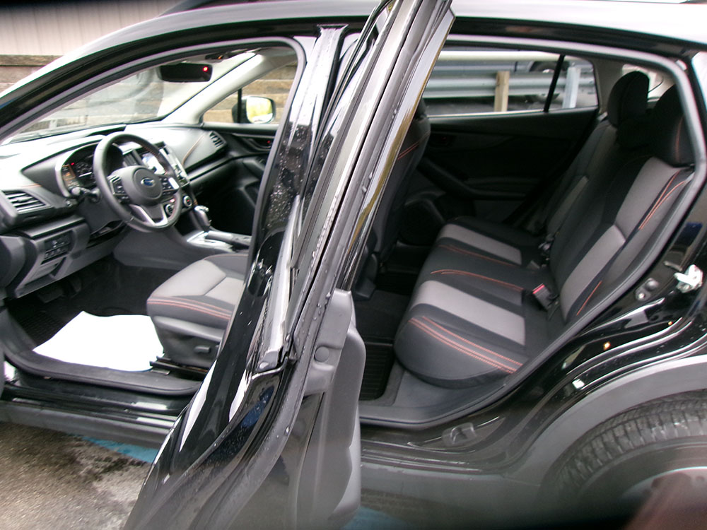 
								SUBARU CROSSTREK PREMIUM full									
