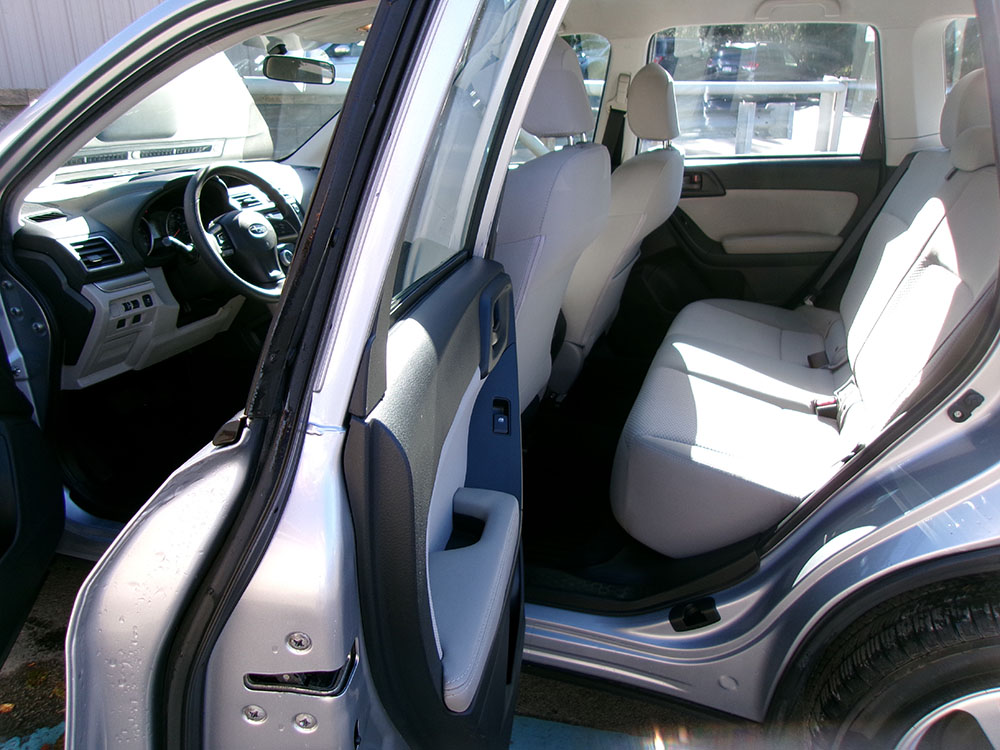 
								SUBARU FORESTER full									