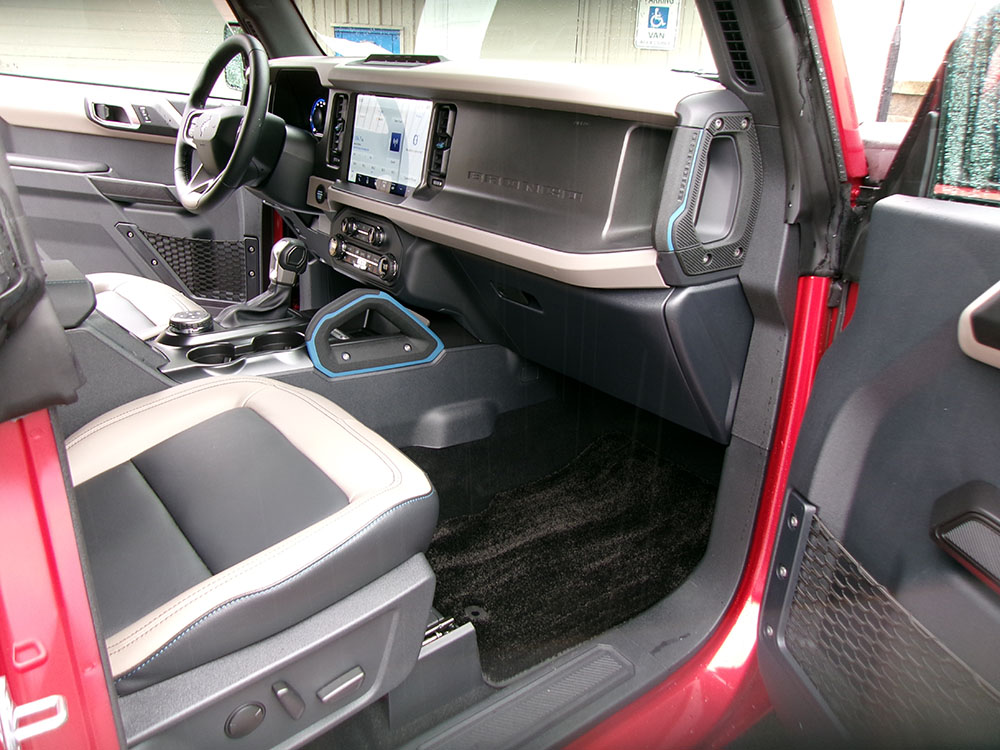 
								FORD BRONCO WILDTRAK full									