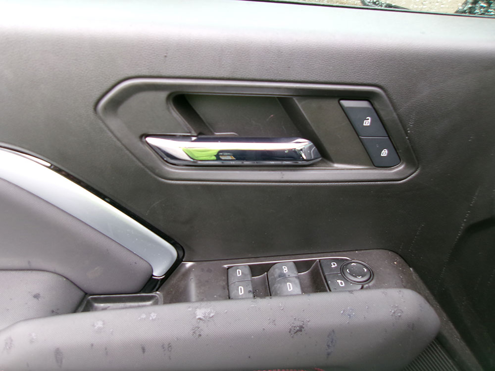 
								CHEVROLET COLORADO Z71 CREW CAB full									