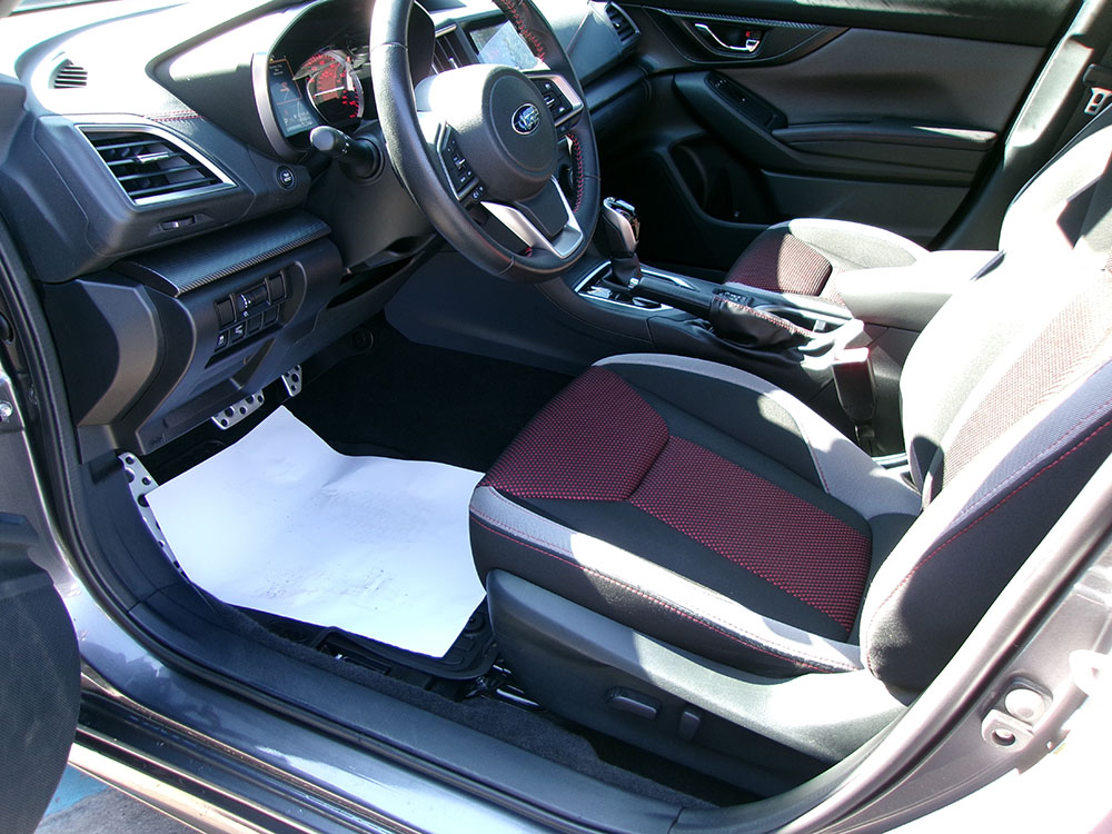 
								SUBARU IMPREZA SPORT full									