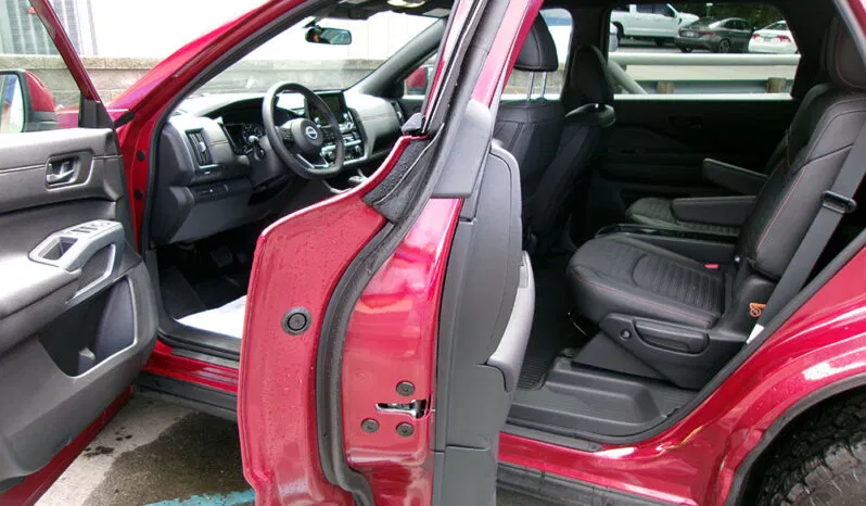 
								NISSAN PATHFINDER ROCK CREEK full									