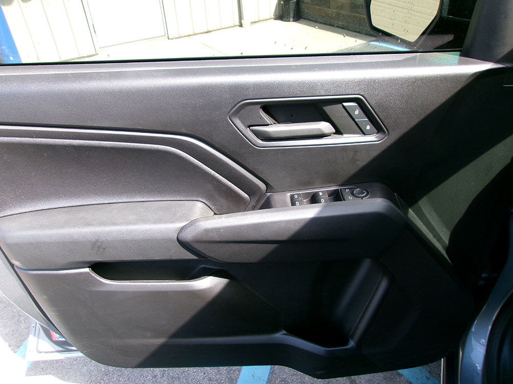 
								CHEVROLET COLORADO TRAIL BOSS CREW CAB full									