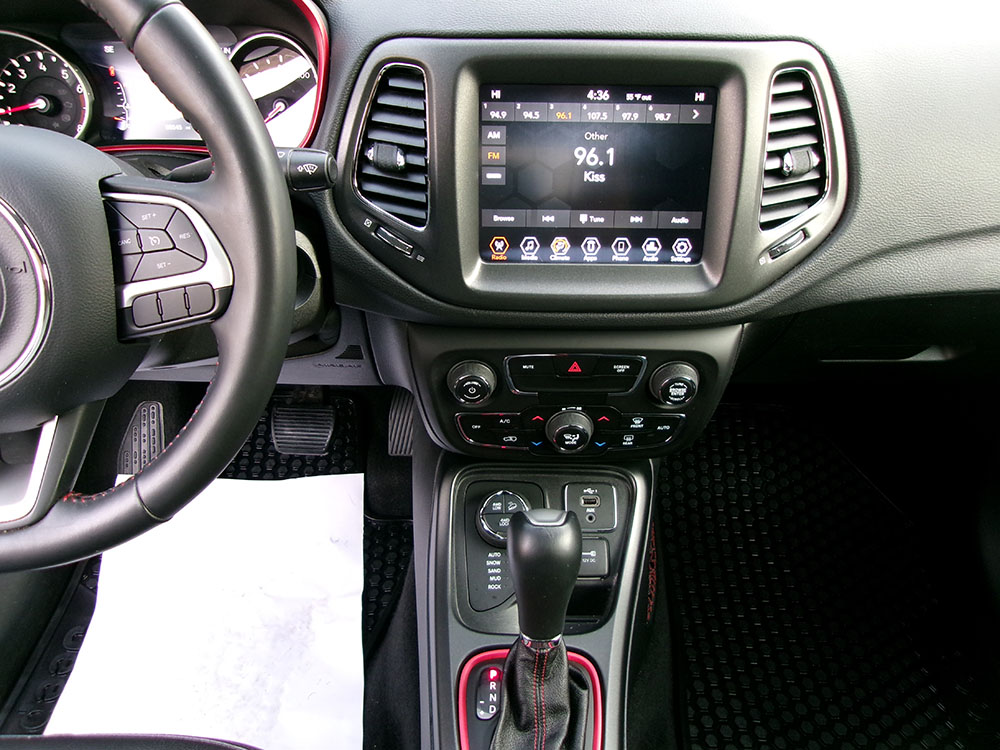 
								JEEP COMPASS TRAILHAWK full									