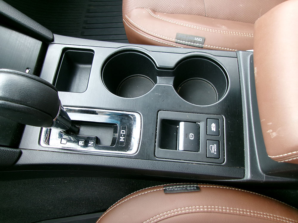 
								SUBARU OUTBACK TOURING full									