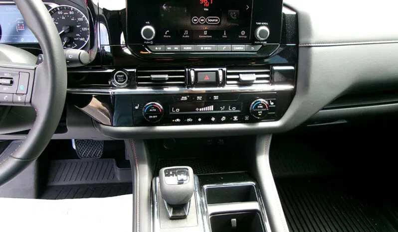 
								NISSAN PATHFINDER ROCK CREEK full									