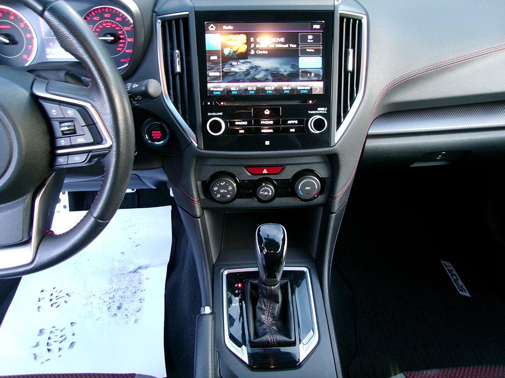 
								SUBARU IMPREZA SPORT full									