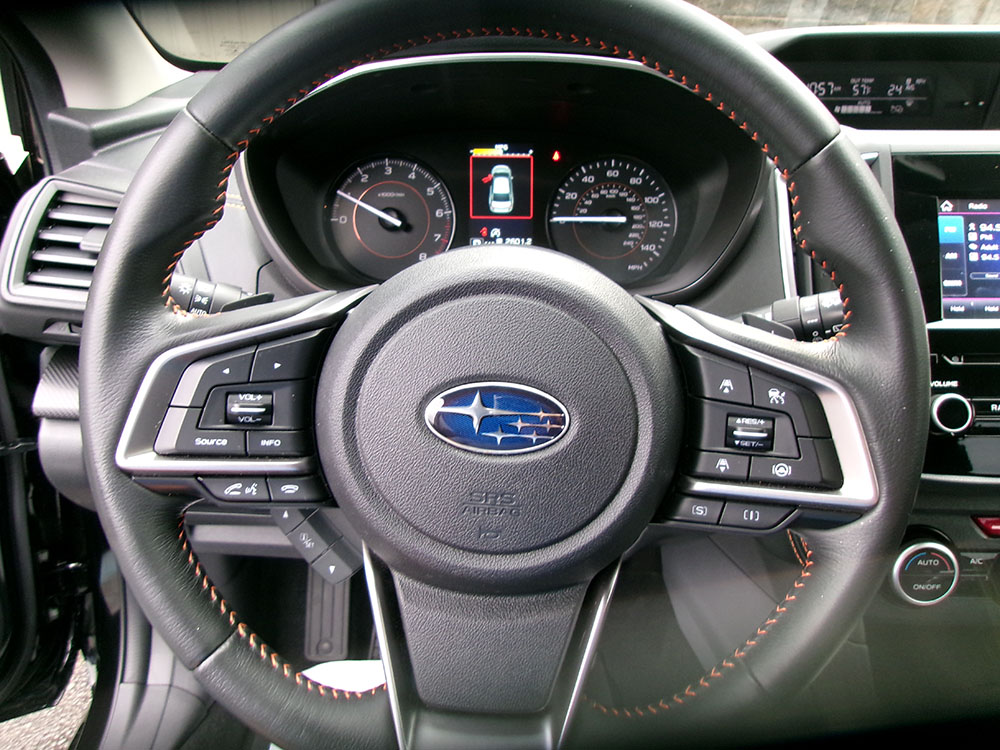 
								SUBARU CROSSTREK PREMIUM full									