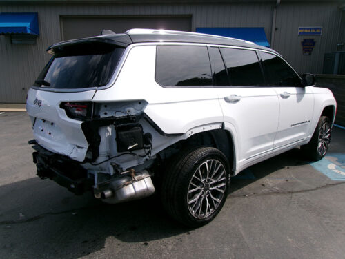 JEEP GRAND CHEROKEE SUMMIT RESERVE