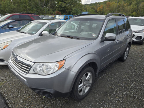 SUBARU FORESTER PREMIUM