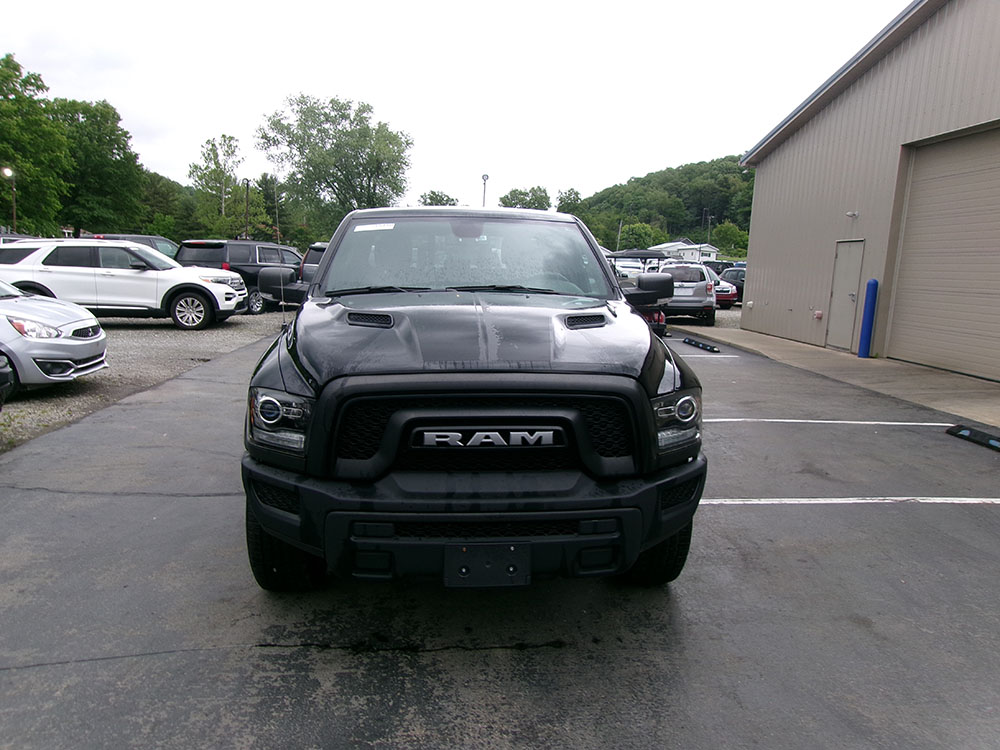 
								RAM 1500 CLASSIC WARLOCK EX CAB full									